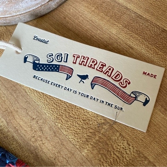 SGI THREADS Board Shorts Swim Trunks Red Floral Tropical Hibiscus Mens NWT - Picture 10 of 10